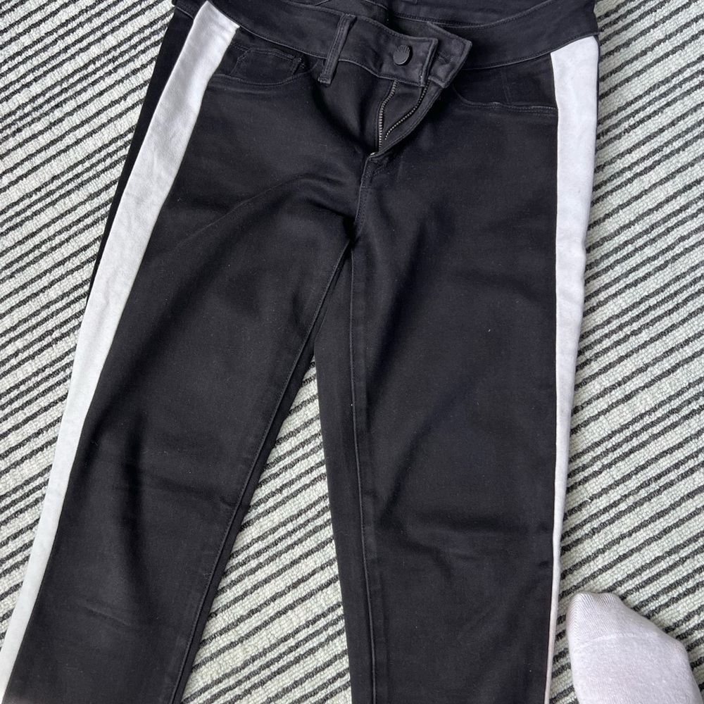 SOLD Denim black and white stretch skinny jeans
